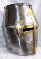 Grand heaume 13eme (05).jpg